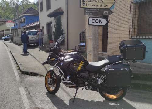 Con, Cangas de Onís