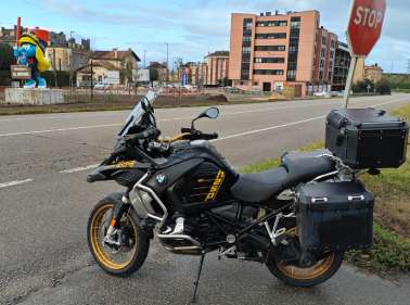 La Pitufina Ferroviaria en El Berrón (Siero) Asturias